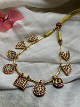 Load image into Gallery viewer, Classic vintage style silver 925 necklace