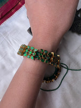 Load image into Gallery viewer, Emerald and silver 925 bracelet( Poochi)