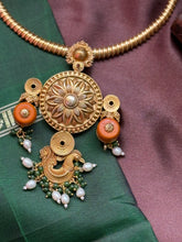 Load image into Gallery viewer, Statement vintage 925gold polish necklace