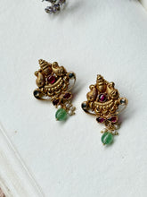 Load image into Gallery viewer, Silver 92.5 gold polish kundan earrings