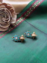 Load image into Gallery viewer, Kundan work (925 silver) earrings in gold polish