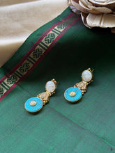 Load image into Gallery viewer, Kundan work (925 silver) earrings in gold polish