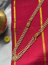 Load image into Gallery viewer, Statement vintage pearl long necklace (Made on Order)