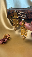Load image into Gallery viewer, Vintage inspired (925 silver)yali earrings in gold polish