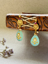 Load image into Gallery viewer, Silver 92.5 gold polish inlay work earrings with onyx drops
