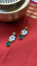 Load image into Gallery viewer, Kundan work (925 silver) earrings in gold polish
