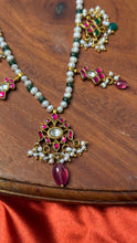Load image into Gallery viewer, One of a kind kundan necklace