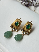 Load image into Gallery viewer, Silver 92.5 gold polish kundan earrings with onyx drops