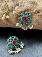 Load image into Gallery viewer, Turquoise earrings