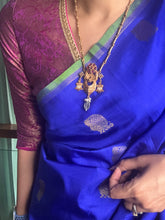 Load image into Gallery viewer, Statement vintage 925gold polish pendant with chain
