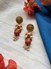 Load image into Gallery viewer, Vintage style statement earrings
