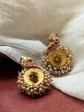 Load image into Gallery viewer, Vintage style statement earrings
