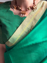 Load image into Gallery viewer, Statement vintage style pendant necklace
