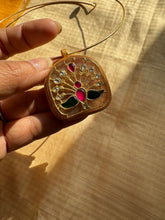 Load image into Gallery viewer, Dainty Inlay work neckpiece with hasli
