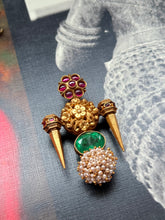Load image into Gallery viewer, Vintage style statement pendant
