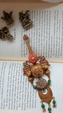 Load image into Gallery viewer, Vintage style statement pendant
