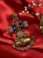 Load image into Gallery viewer, Statement vintage 925gold polish pendant
