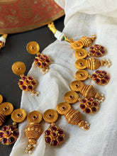 Load image into Gallery viewer, Statement vintage style necklace set in silver 925 &amp; gold polish
