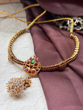Load image into Gallery viewer, Statement attigai in silver 925 and gold polish
