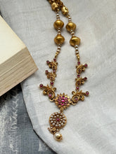 Load image into Gallery viewer, Kundan necklace in silver 925 and gold polish
