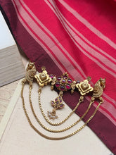 Load image into Gallery viewer, Vintage style statement pendant
