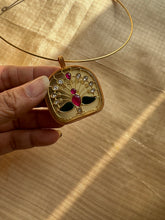 Load image into Gallery viewer, Dainty Inlay work neckpiece with hasli
