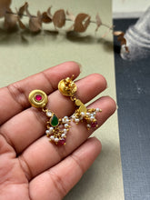 Load image into Gallery viewer, Gold polish silver 925 earrings
