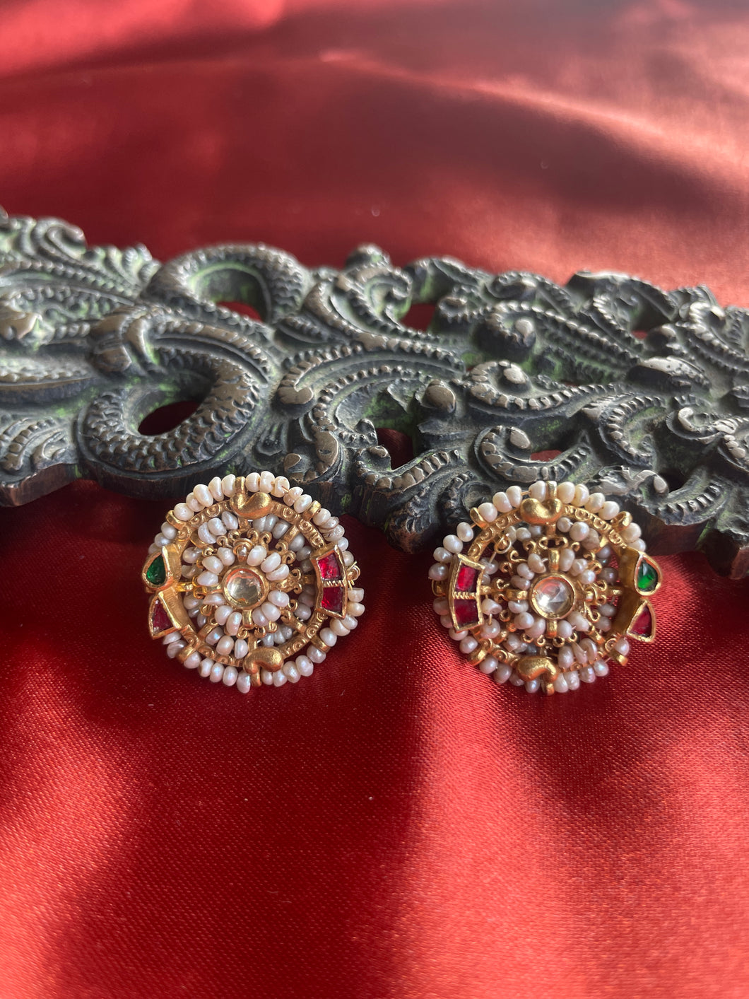 Statement Kundan earrings