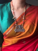 Load image into Gallery viewer, Statement coral comb bird necklace
