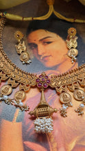 Load image into Gallery viewer, Statement vintage style kundan necklace set

