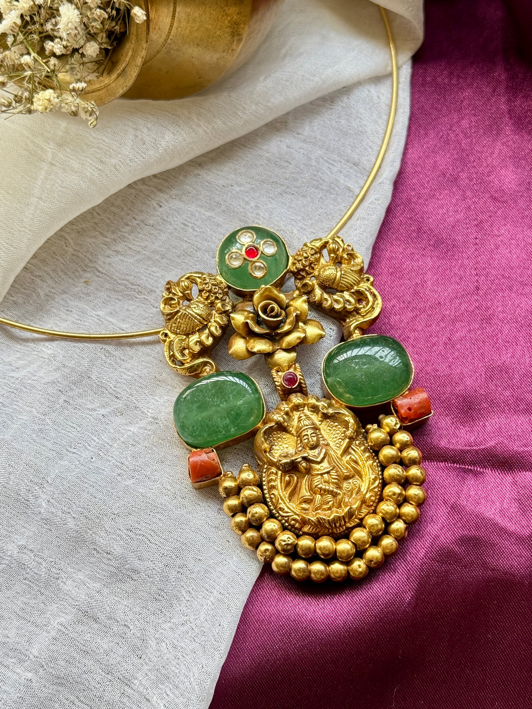 Statement vintage style nagru pendant with hasli