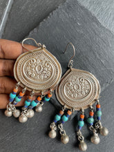 Load image into Gallery viewer, Statement silver meenakari earrings in 92.5
