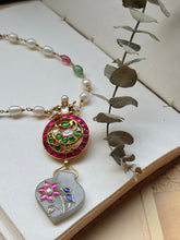 Load image into Gallery viewer, Dainty Inlay work necklace in natural aventurine and gemstones
