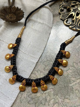 Load image into Gallery viewer, Vintage style thread choker in silver 925
