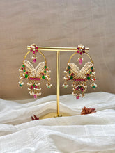Load image into Gallery viewer, Nosering statement earrings

