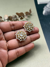 Load image into Gallery viewer, Gold polish silver 925 earrings
