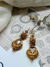 Load image into Gallery viewer, Vintage style statement earrings
