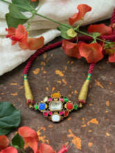 Load image into Gallery viewer, Kundan choker with adjustable thread work
