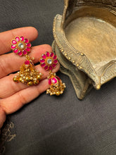 Load image into Gallery viewer, Silver 92.5 gold polish kundan earrings
