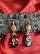 Load image into Gallery viewer, Silver 92.5 gold polish inlay work earrings with black onyx drops
