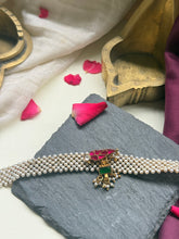 Load image into Gallery viewer, Kundan and pearl choker in silver 925

