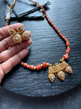 Load image into Gallery viewer, Antique coral &amp; kundan beaded necklace in silver 925 and gold polish
