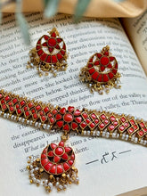 Load image into Gallery viewer, Traditional Coral Attigai set
