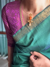 Load image into Gallery viewer, Statement pendant with earrings
