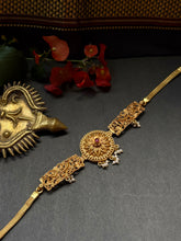 Load image into Gallery viewer, Statement vintage style choker necklace
