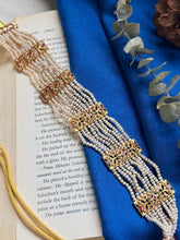 Load image into Gallery viewer, Statement kundan &amp; pearl choker necklace 2
