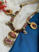 Load image into Gallery viewer, Statement vintage silver necklace
