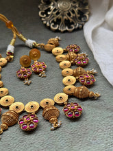 Load image into Gallery viewer, Statement vintage style necklace set in silver 925 &amp; gold polish
