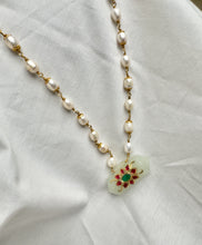 Load image into Gallery viewer, Dainty Inlay work neckpiece in natural aventurine and gemstones
