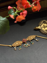 Load image into Gallery viewer, Statement vintage style choker necklace
